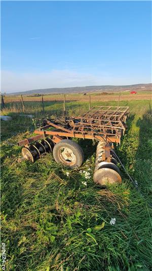 vând tractor, plug, disc, cositoare(pachet) - imagine 9