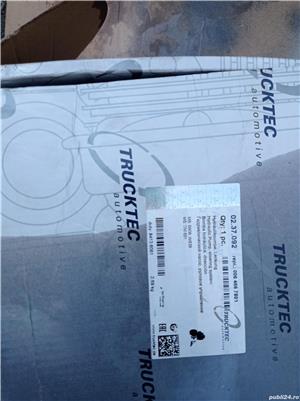 Vand pompa servo Mercedes Vito Euro 5 - imagine 2