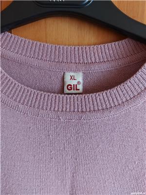 Pulover mov deschis la baza gatului - imagine 2