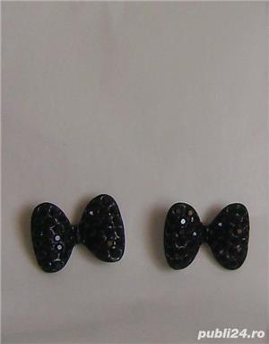 Cercei fundite, 7 lei