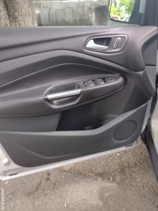 Ford Kuga  - imagine 6