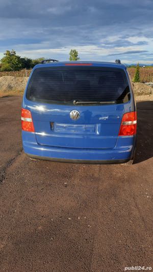 Vw Touran 2006 diesel 1.9 tdi albastru merita vazuta!!! masina de familie ideala!!!  RAR EFECTUAT!!! - imagine 4