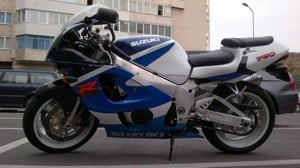 PIESE suzuki gsxr 600   750 SRAD - imagine 6