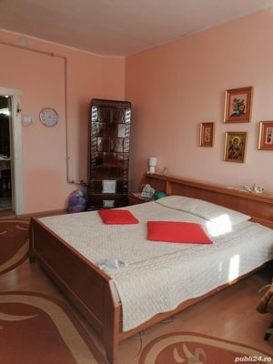 Casă de vânzare - Zona micro unu, în apropiere de Pompieri și Penny Market - imagine 4