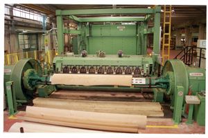 Linii de Derulare Bustean  Pentru Furnir_Veneer Peeling Line Plywood Machinery - imagine 6
