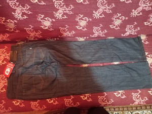 Vând pantaloni de barbati Circa Staple Collection, pantaloni de skater, noi, cu eticheta - imagine 2