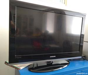 Samsung model LE32A559P4F.