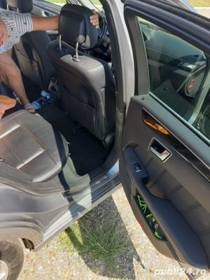 Mercedes E class  - imagine 9