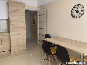 2 camere ultracentral zona Piata 700 - imagine 2