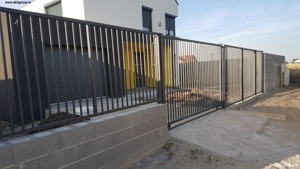 Porti si garduri metalice