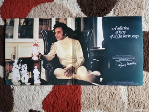 Vand dublu lp cu johnny mathis,