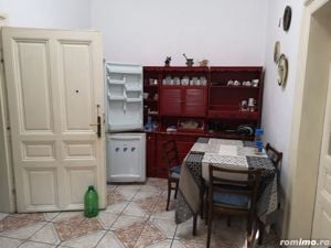  pachet format dintr-un apartament cu 4 camere și spațiu comercial, garaj și magazie - imagine 3