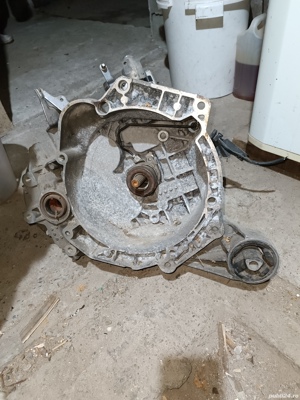 Cutie viteze Opel ASTRA H Zafira B 1.9 6 trepte de viteze  55192042 55186620