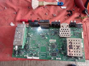 placa de baza 2139297C PCB MAIN IFC228 (EU) de pe tv Thomson 27lb220b4