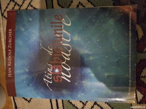 Cartea"Atins de slăbiciunile noastre"de Jean Rudolph Zurcher, în format A4,240 pagini.