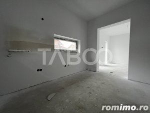 Casa de vanzare duplex 4 camere 93 mpu 2 parcari Calea Cisnadiei Sibiu - imagine 11