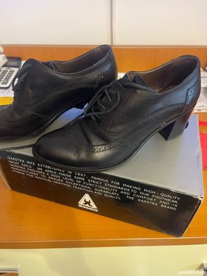 Pantofi negri piele Nero Giardini