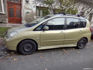 Toyota Corolla Verso  - imagine 4