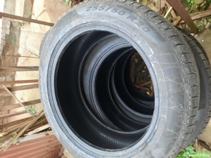 vand cauciucuri Pirelli