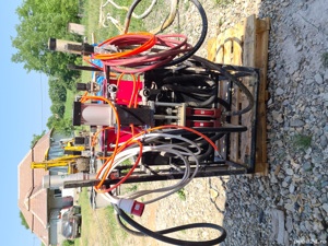 Mașină poliuretanica  - imagine 3