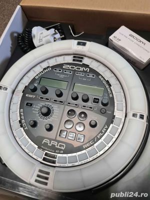 ZOOM ARQ-48 Sequencer, Sampler, Synth si Midi Controller - imagine 1