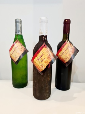 Vin de colecție ( alb , roșu ) - vin vechi ( Sauvignon , Cabernet , Burgund ) - imagine 3