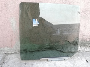 geam usa stanga spate opel agila b