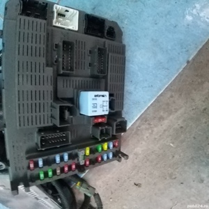 Cutie cu siguranțe pentru Citroen C8  - imagine 8