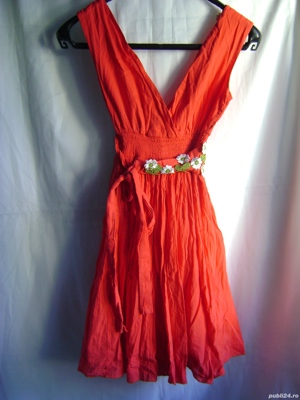 Rochie cu aplicatii, mărime 40 - imagine 3