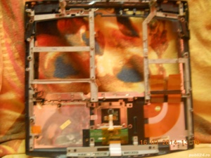 Carcasa Toshiba Satellitte S Palmrest+Touchpad+Buttom case  - imagine 4