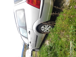 Dezmembrez Ford Focus I Hatchback/Turnier (Kombi) facelift 1.8TDCI/1.8i/1.4i 16v ani 2003/2004 - imagine 4