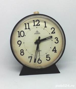ceas mecanic deșteptător ARADORA negru, a.f. 1988, funcțional