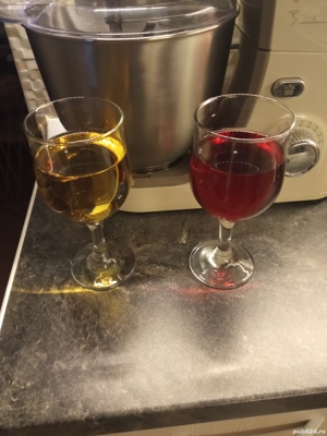 țuică de prună si vin alb/roșu  - imagine 3