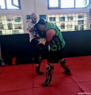 Antrenamente Kickbox Muay Thai Kempo Wu Shu K-1 MMA Bjj Berceni metrou