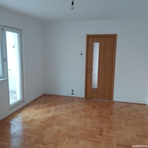 Vanzare apartament cu 3 camere cf 1A 2 bai et 2 4 zona Mestesugaresc Nord Ploiesti   - imagine 6