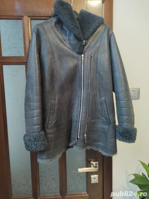 De vânzare haină de piele îmblănită culoare gri