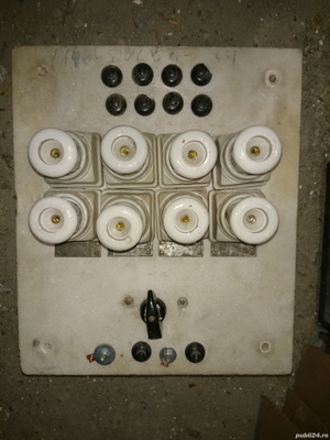 Tablouri electrice cu sigurante.