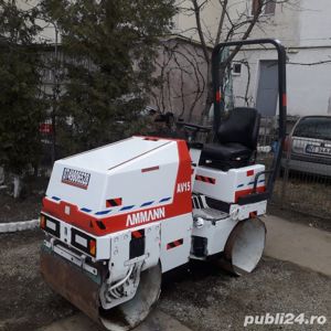 Închirieri Cilindru compactor 2t ,Mini excavator , mini încărcător și scule constructii  - imagine 2