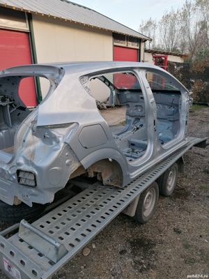 Dezmembrez sandero 2021  - imagine 2