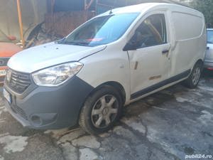 Dezmembrez dokker 1,6 benzina 2015  - imagine 5
