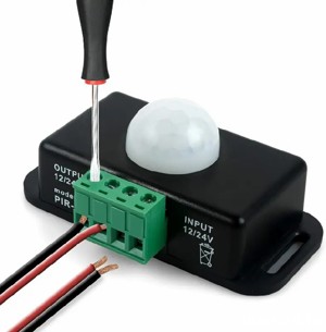 SENZOR de MISCARE prezenta PIR 12v 24v 6A schema - imagine 5