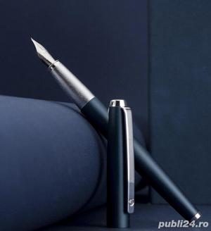 Stilou HongDian 525 din metal penita Medie