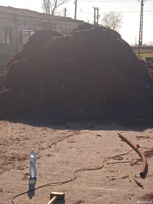 mraniță cu transport inclus  balegar pentru solarii și grădină 