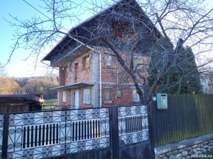 Casa caramida 3 camere teren 1629 mp Burlusi investitie Bucuresti - imagine 2