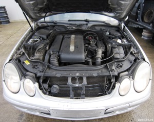 Dezmembram Mercedes-Benz E200 (W211), 2.2 CDI anul 2002-2008, 122CP - imagine 2