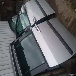 Ușă dreapta față și ușă dreapta spate pentru  Citroen  C8 și  Peugeot  - imagine 8