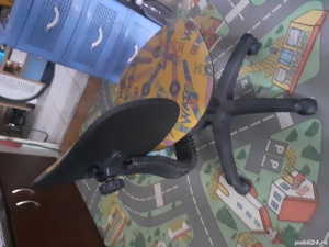 Scaun birou de copil cu roți   - imagine 3