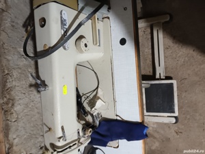 Vând mașină de cusut electrica profesionala