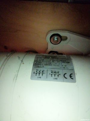 Vând mașină de cusut electrica profesionala - imagine 4