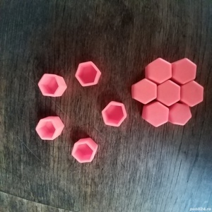 Capace ornamentale pentru prezoane. - imagine 3